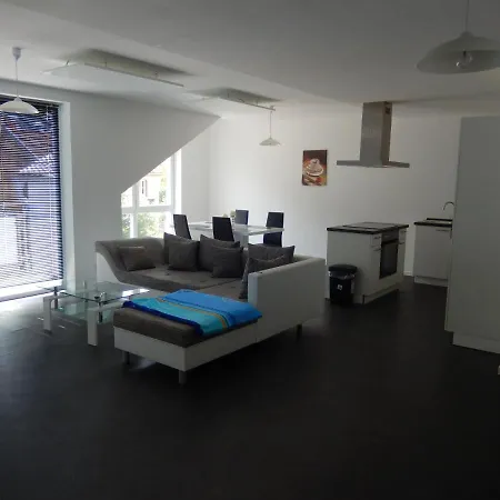 Haus Stadler 아파트